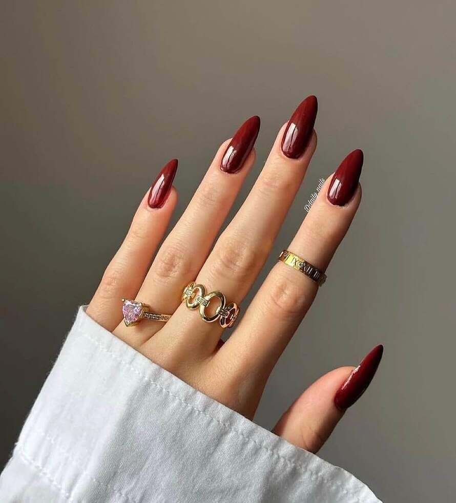 maroon fall nails