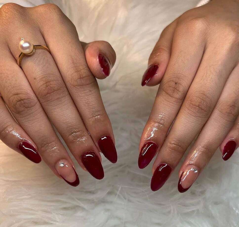 maroon nails 