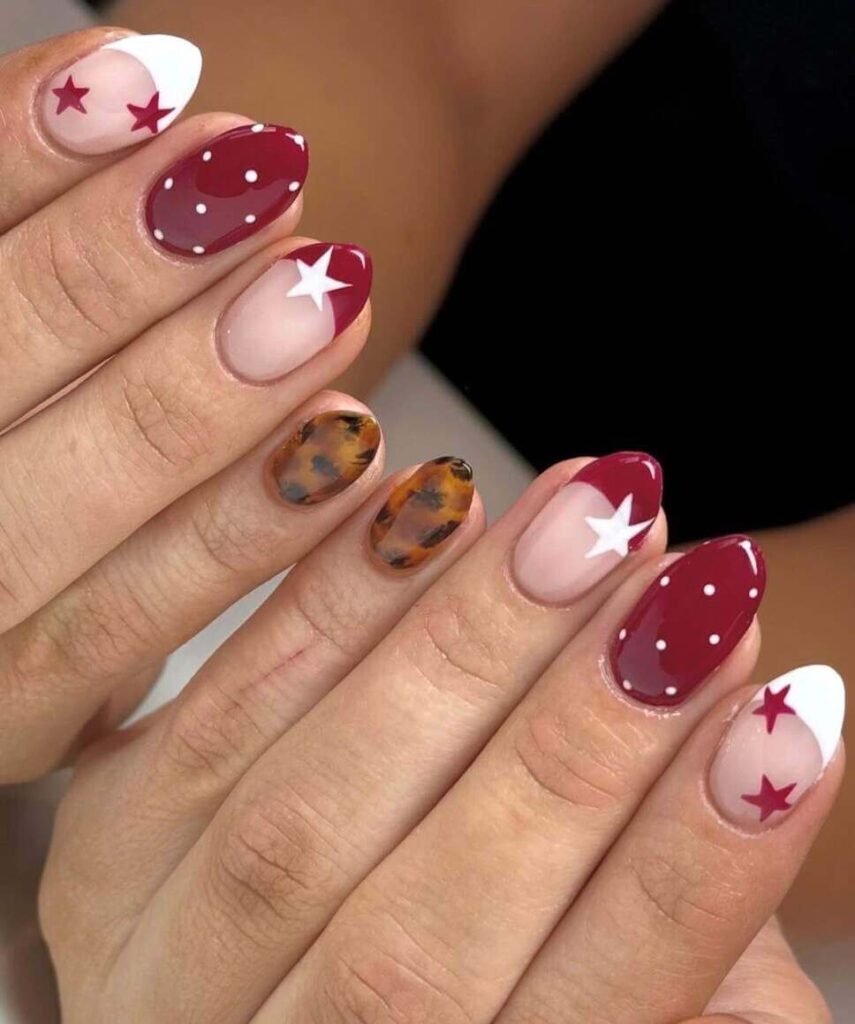 maroon nails