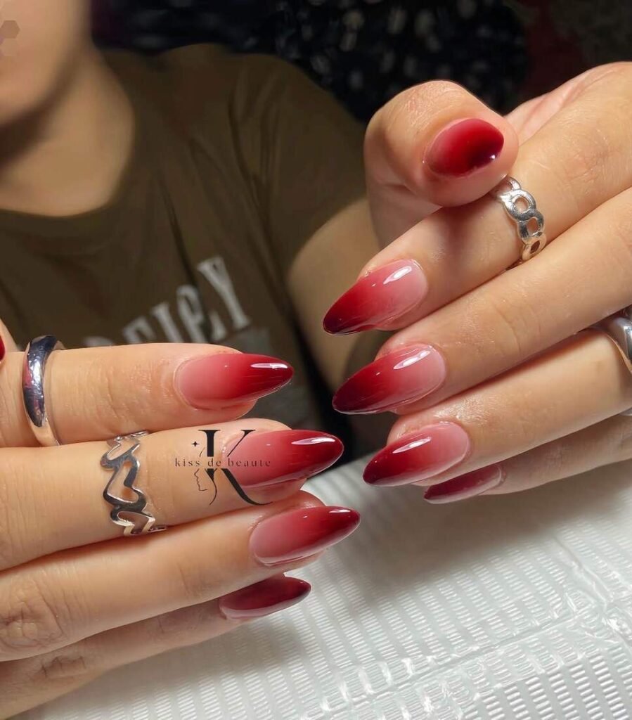 maroon nails 