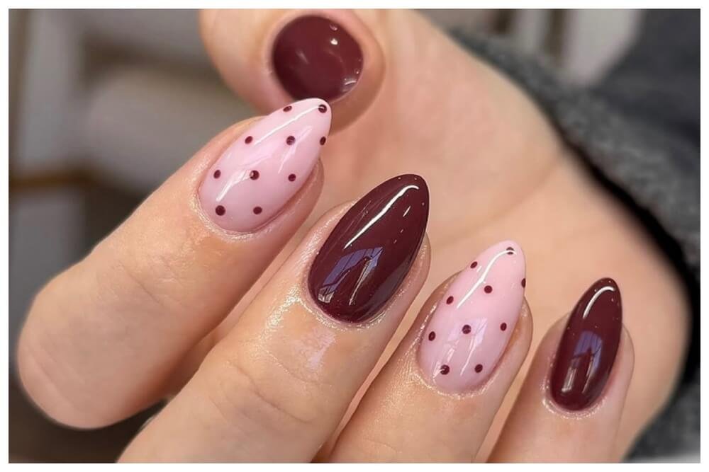 maroon nails