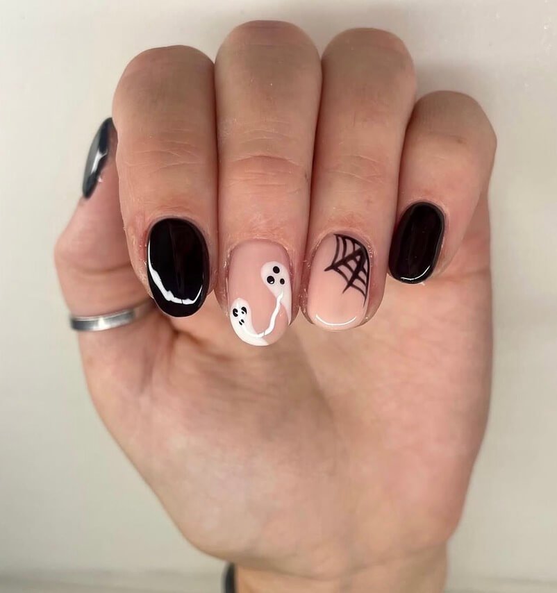 black halloween nails short