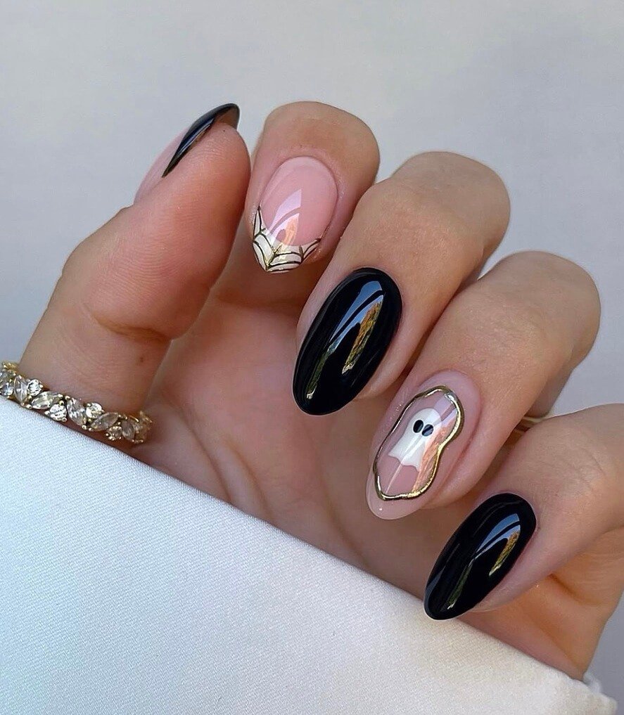 black halloween nails 