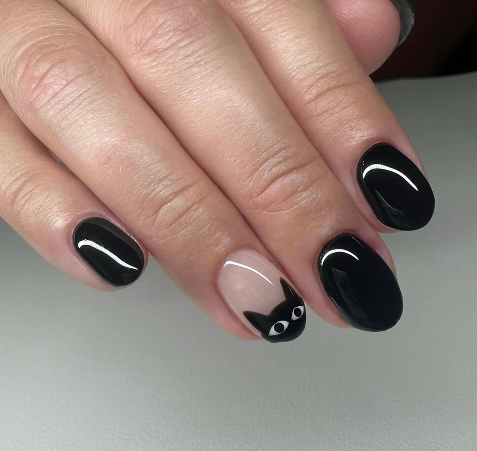 black halloween nails