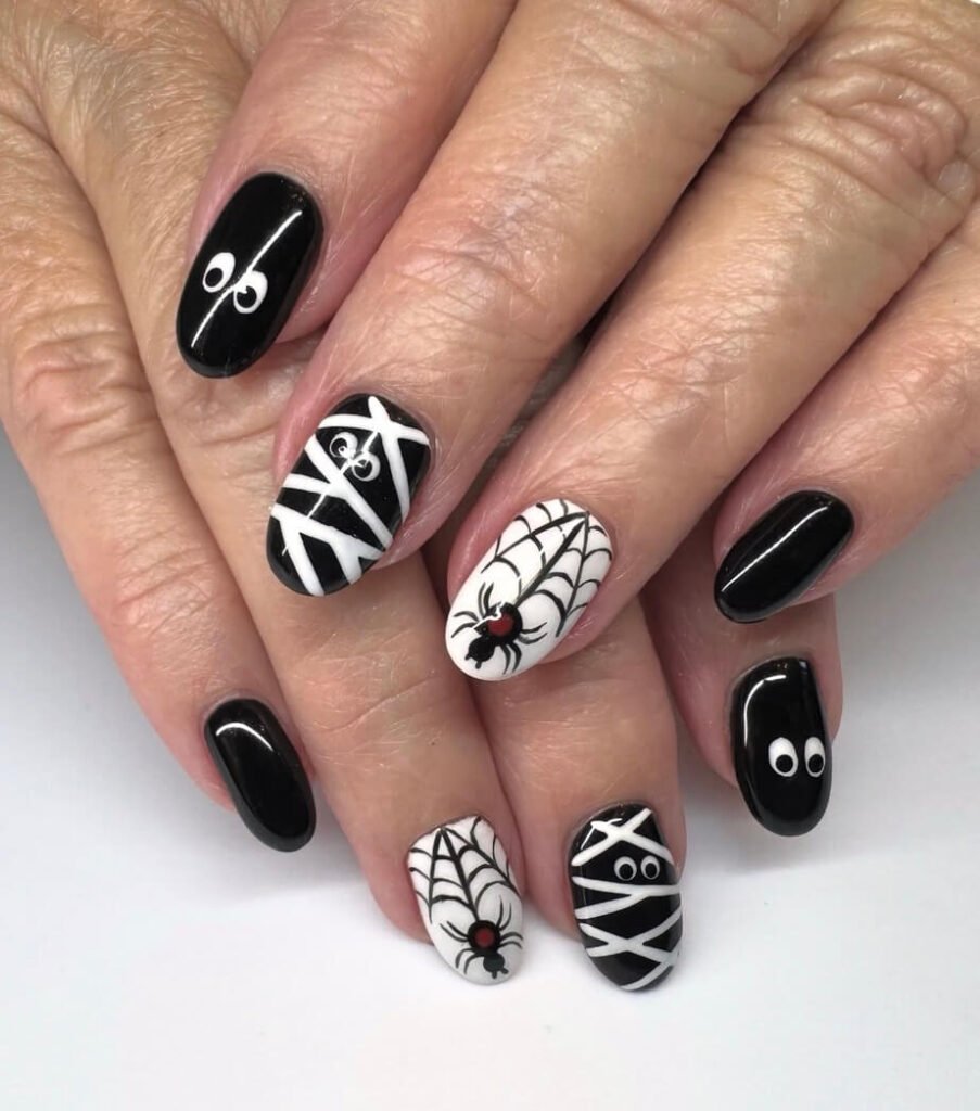 black halloween nails