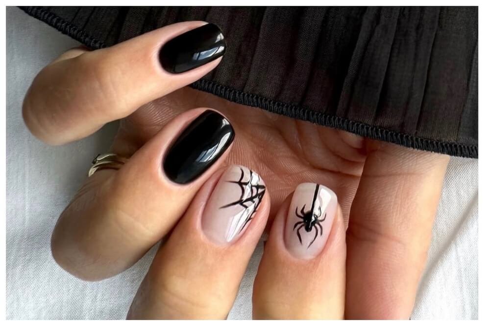black halloween nails