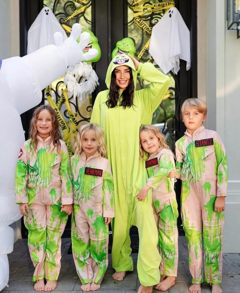 ghostbusters family halloween costumes 