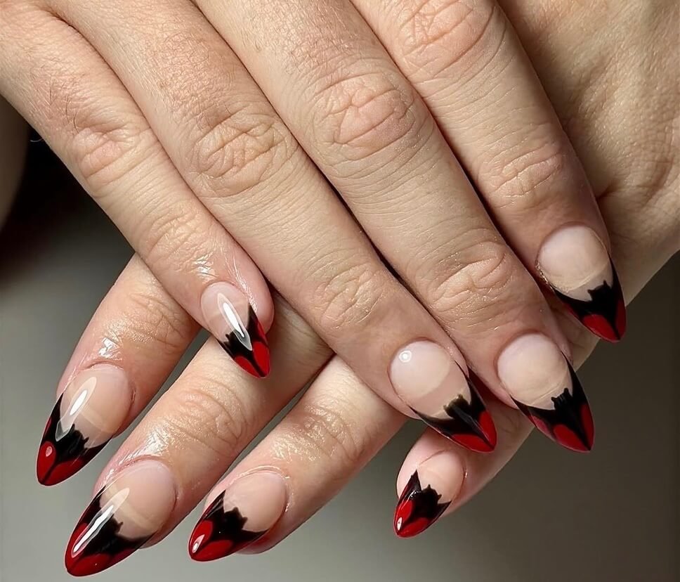 red halloween nails 