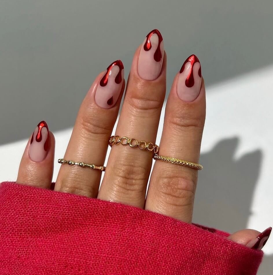 red halloween nails