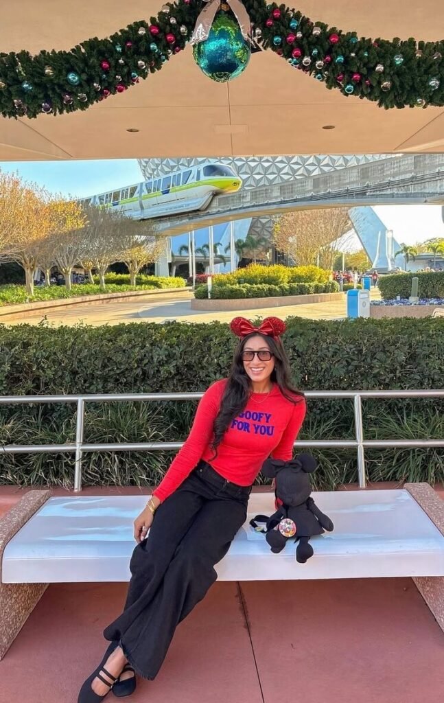 Christmas disney outfits