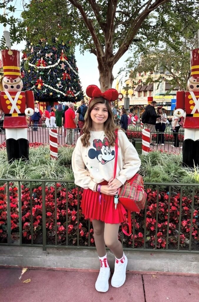Christmas disney outfit ideas