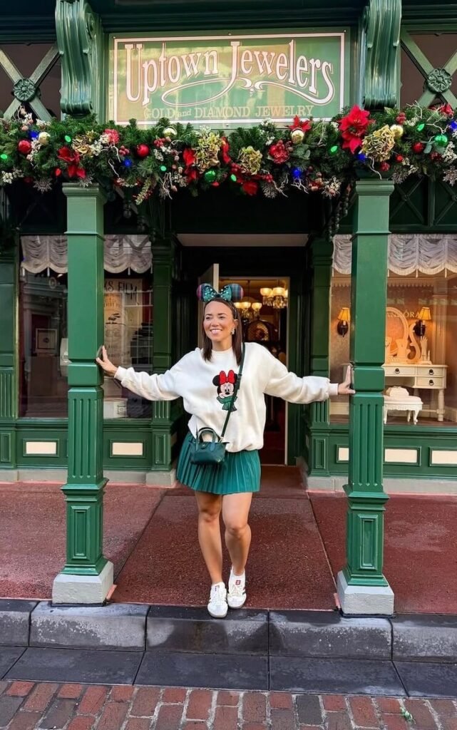 white Christmas disney outfits