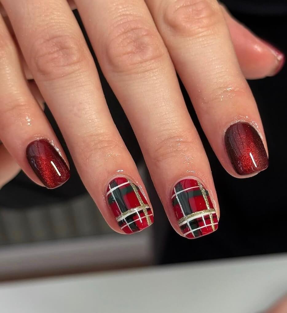 christmas plaid nails