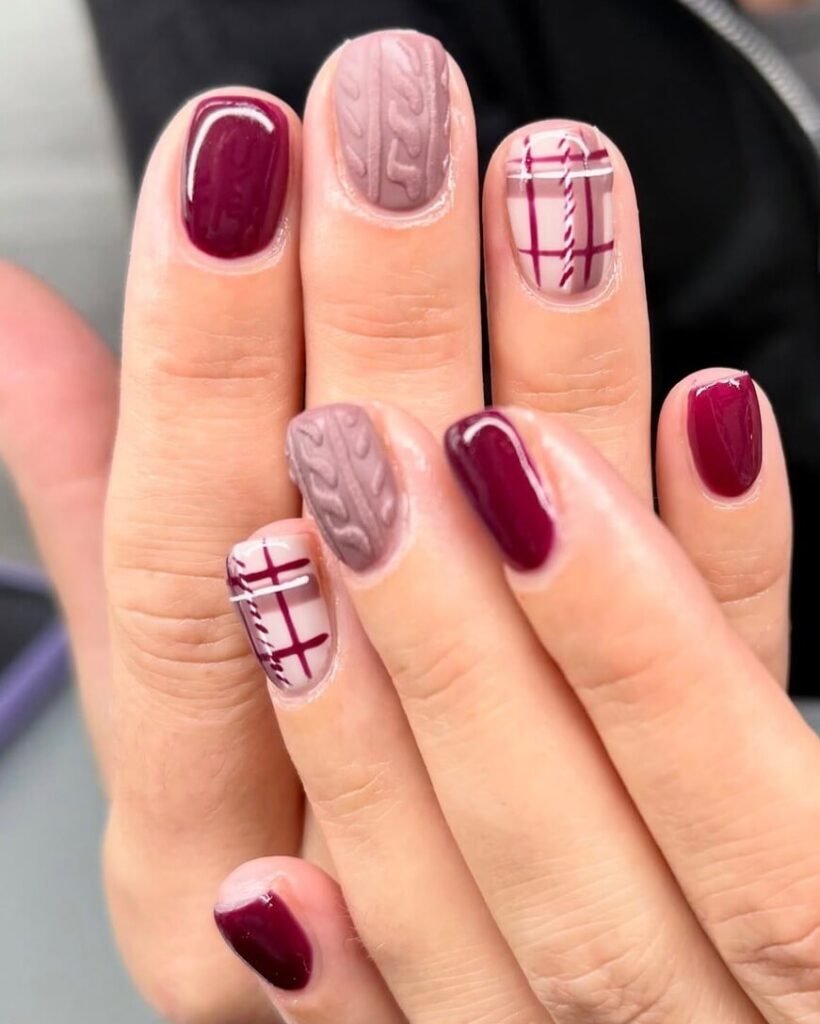 short plaid nails