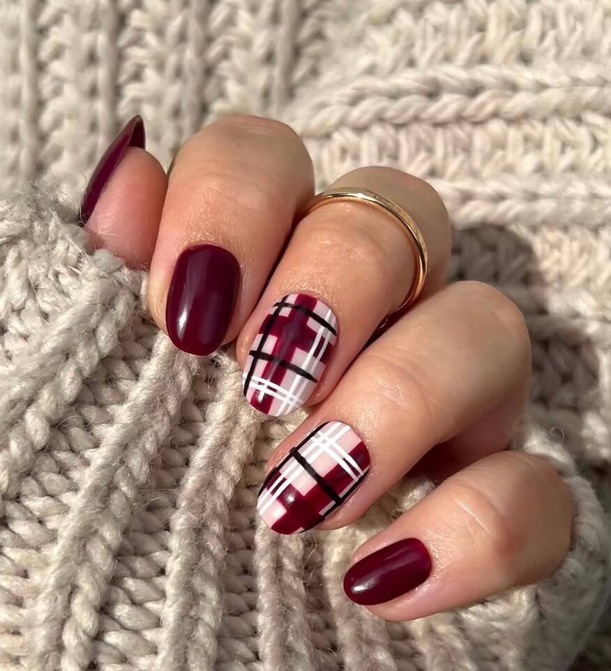 plaid nails for fall