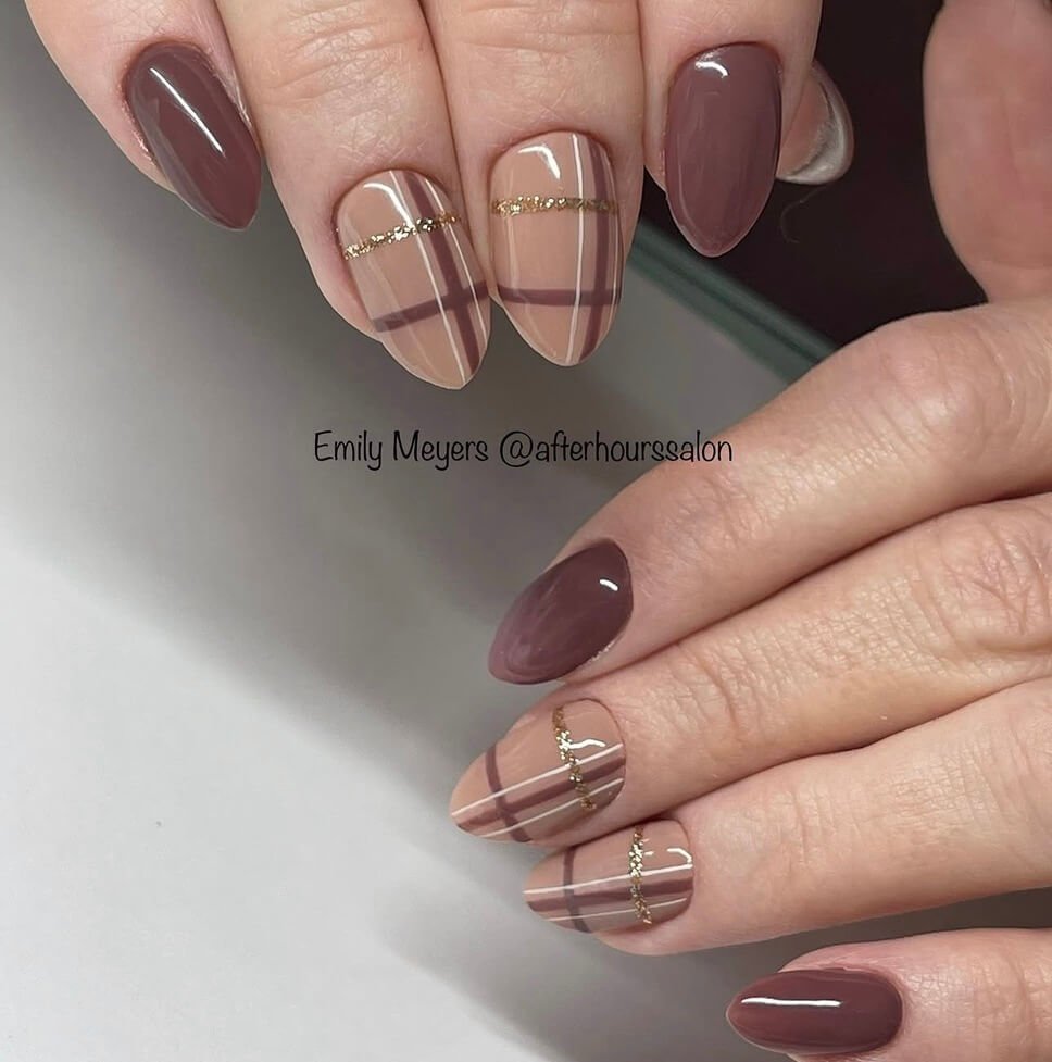 brown plaid nails