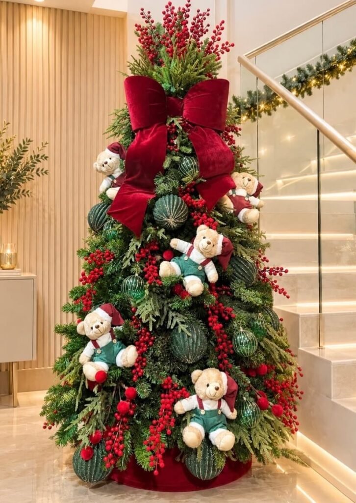 red Christmas tree ideas